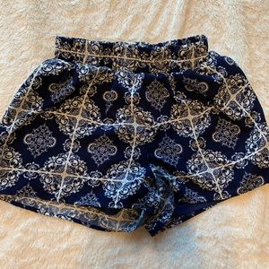Blue ruffled shorts